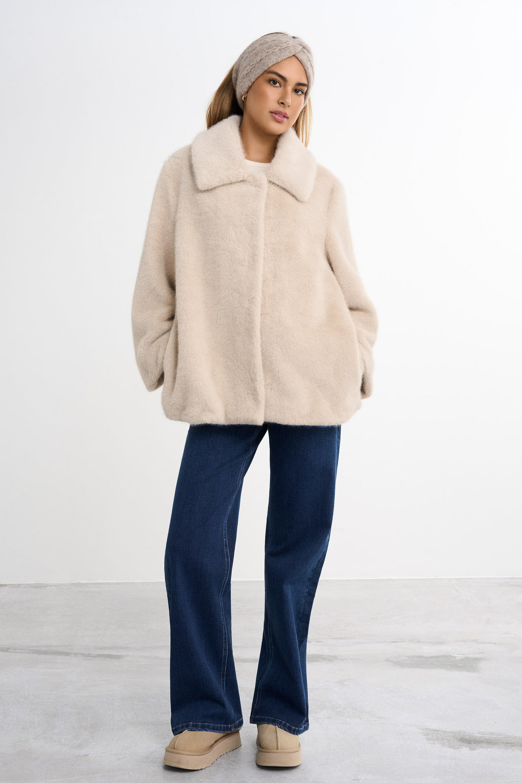 Courchevel Faux Fur -takki