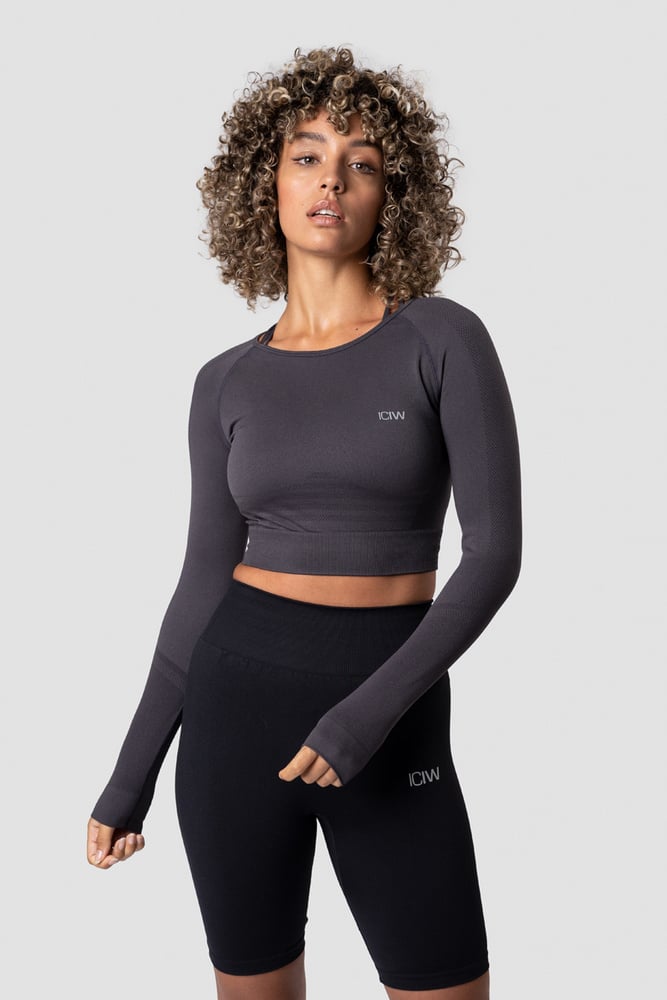 define seamless ls crop top graphite wmn