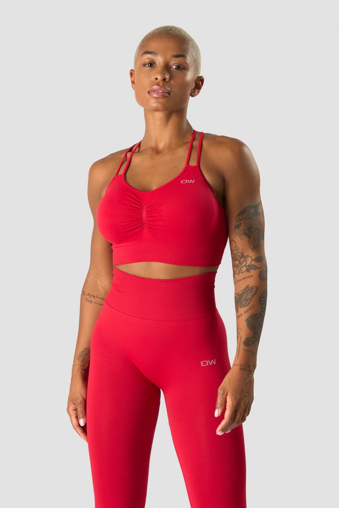 define seamless scrunch sports bra red