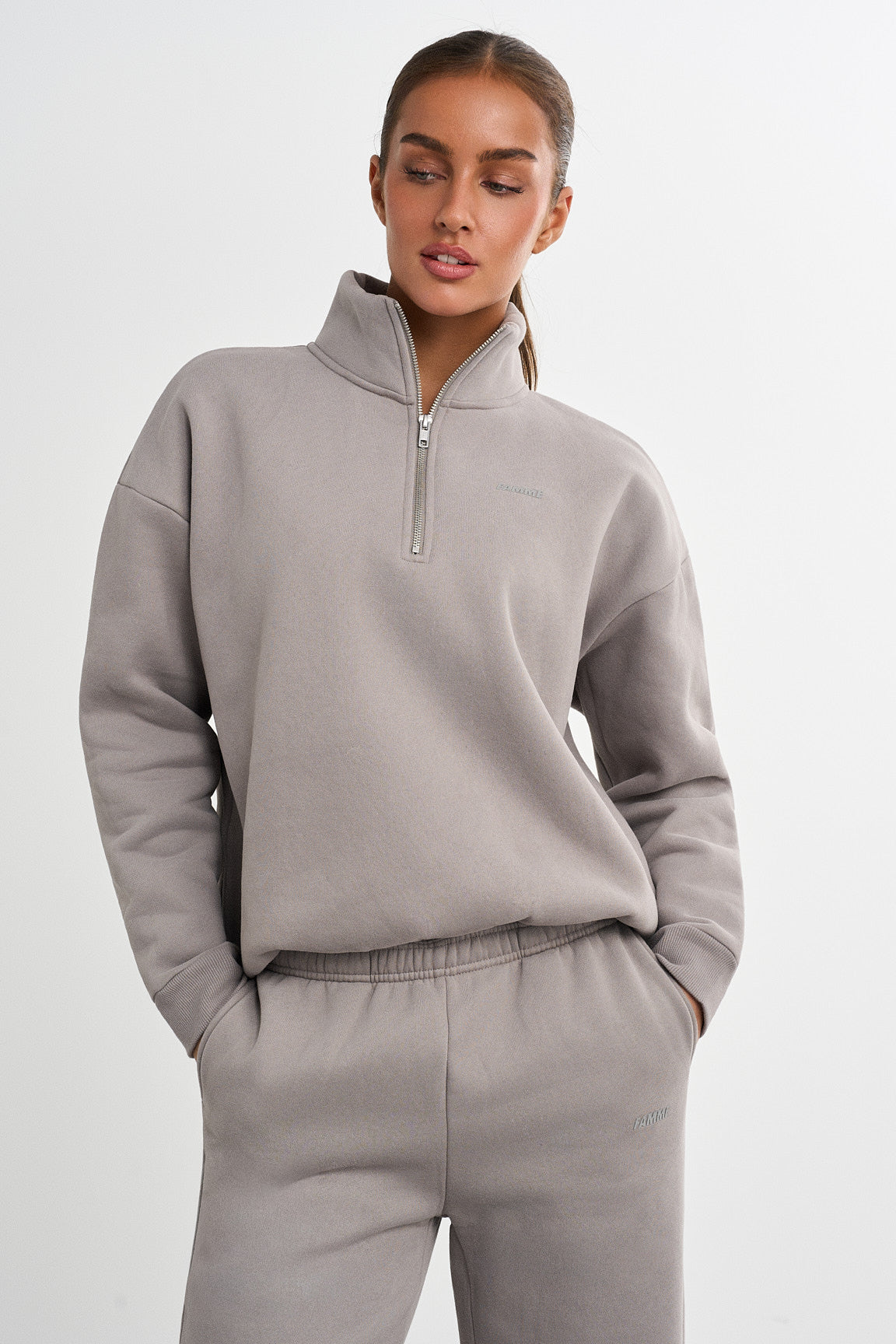 Tröja med halv dragkedja