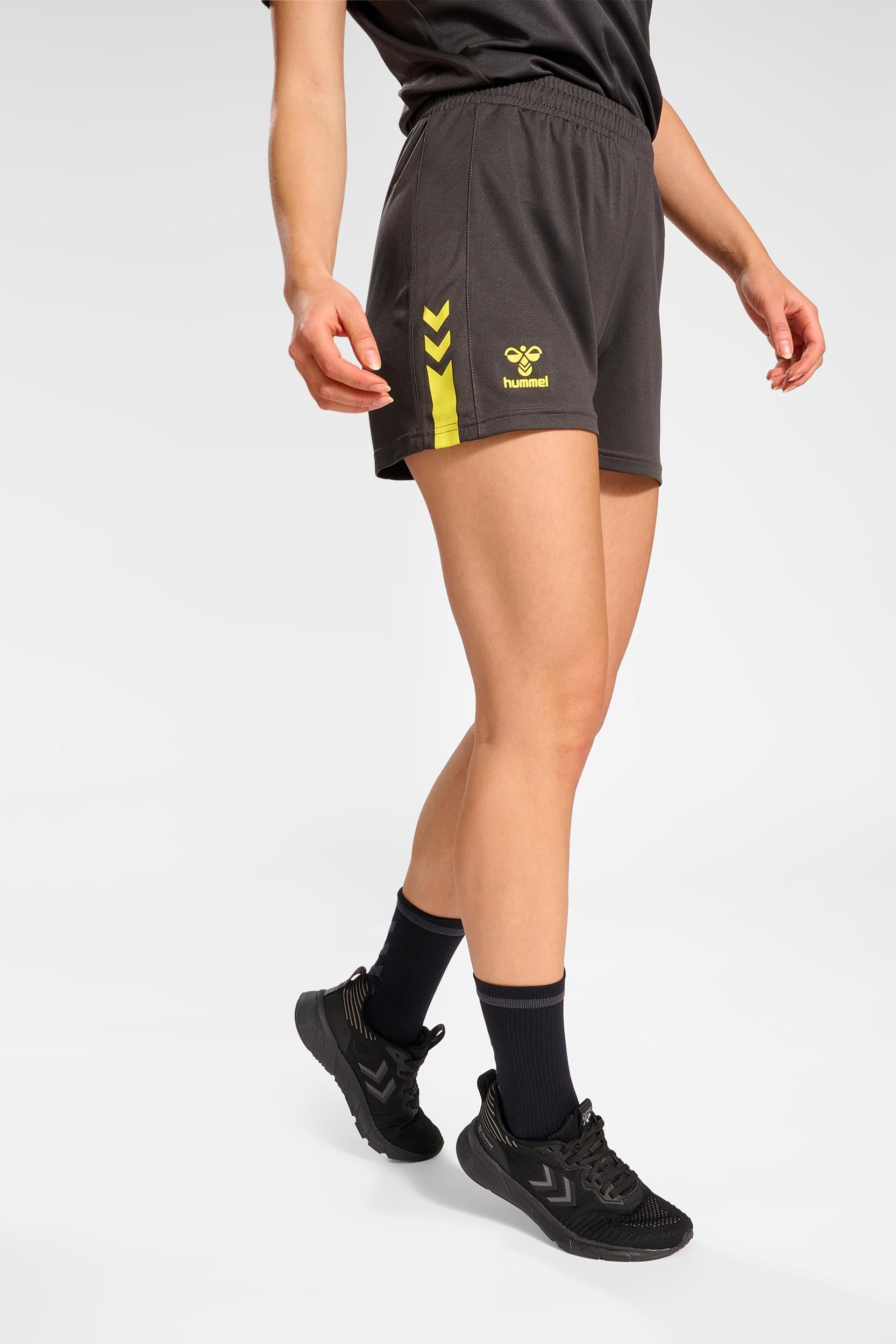 HUMMEL - Hmlactive Pl Shorts Woman - Obsidian/sulphur Spring