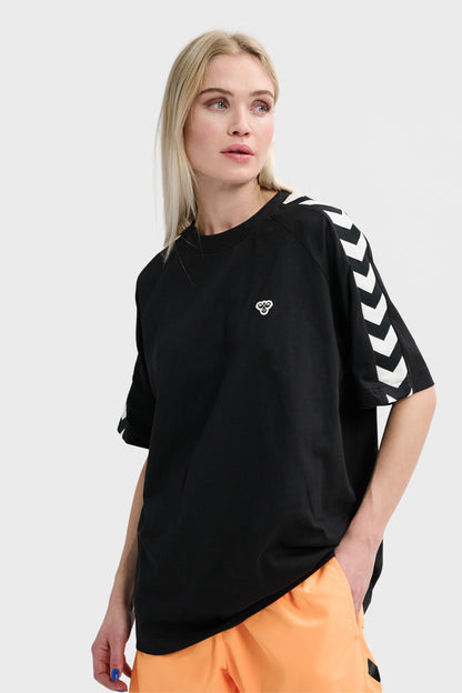 HUMMEL - Hmlarchive Loose T-shirt S/s - Black