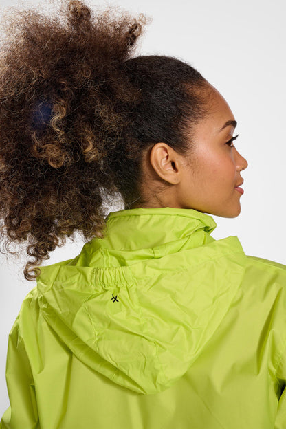 HUMMEL - Hmlcore Xk Spray Jacket - Lime Popsicle