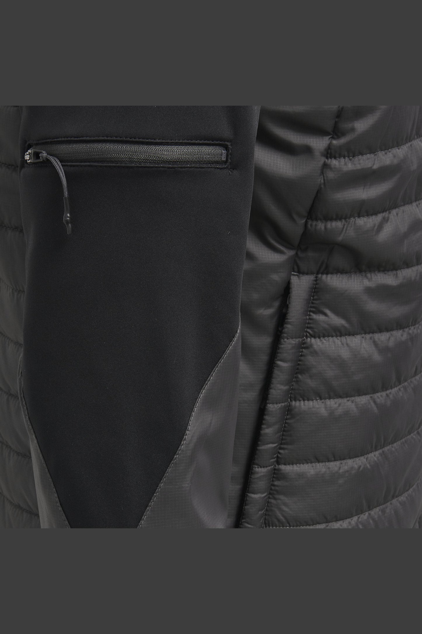 HUMMEL - Hmlnorth Hybrid Jacket - Black/asphalt