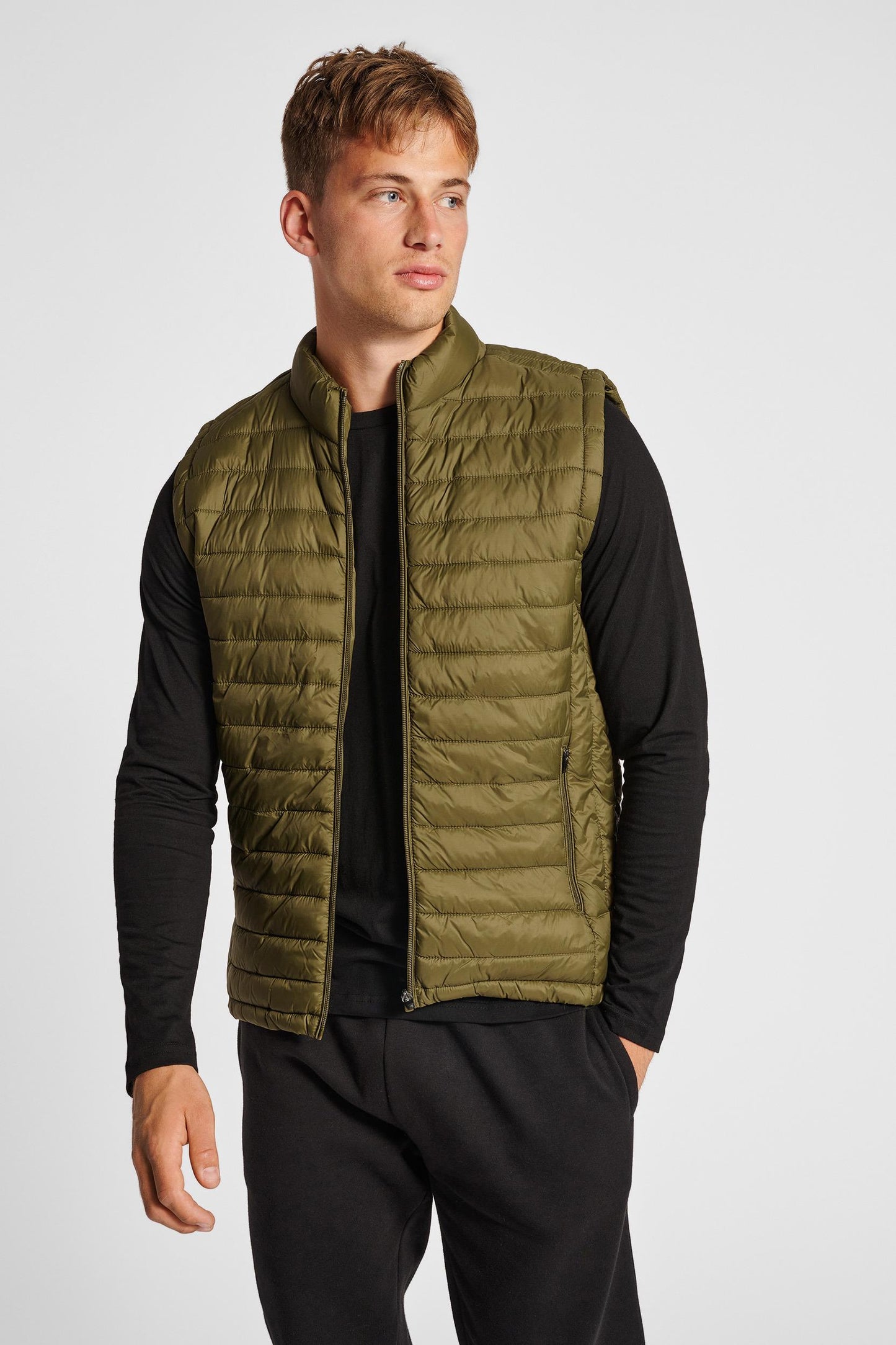 HUMMEL - Hmlred Quilted Waistcoat - Dark Olive