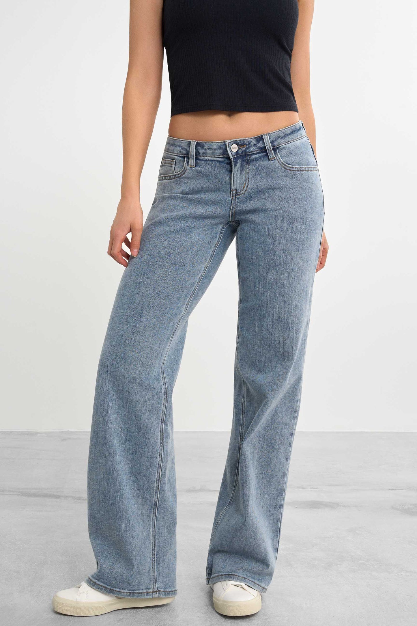 Matalavyötäröiset Baggy Jeans -farkut