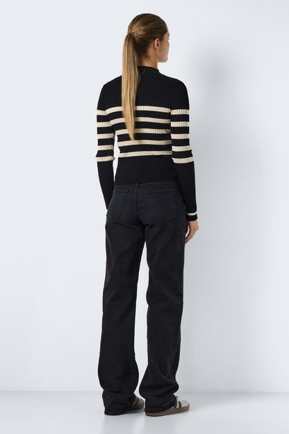 NOISY MAY - Fifi L/s High Neck Rib Knit - Black