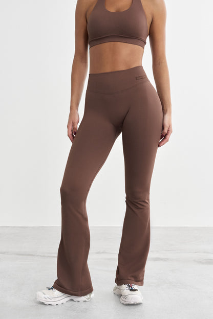 Sculpt flared-leggingsit