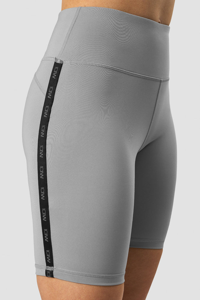 ultimate training logo biker shorts grey